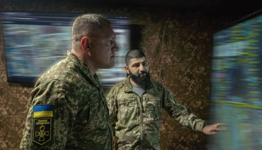 Командувач НГУ Олександр Півненко і командувач 1-го корпусу НГУ «Азов» Денис Прокопенко під час робочої поїздки на Харківщину