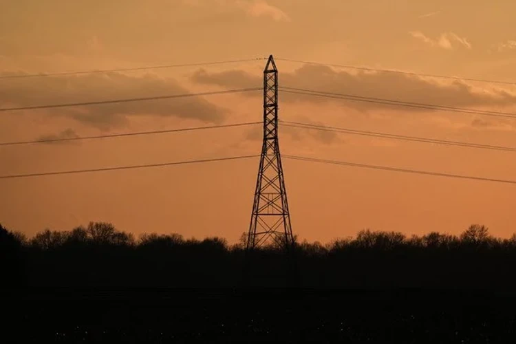 Ілюстративне фото ліній електропередач
