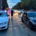 У Львові два BMW збили батька з 8-річною донькою на пішохідному переході