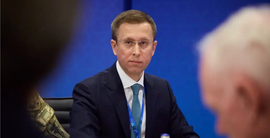 Від обшуків НАБУ до відсторонення Гладищенка: як розгорталися події 19 серпня