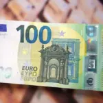НБУ зафіксував новий рекорд євро — 52,13 грн: підсумок курсів на 21 серпня