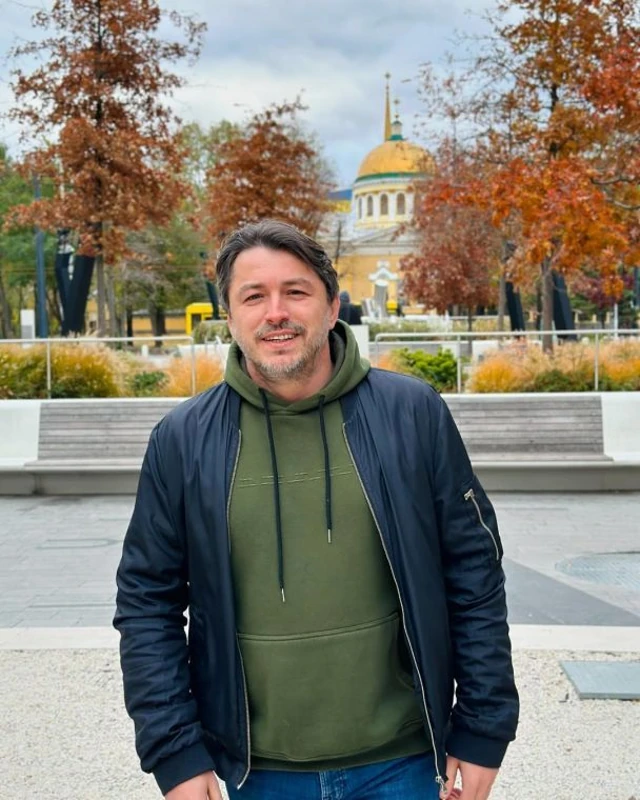 Притула з доньками Соломією та Стефанією долучився до відкриття пластового року